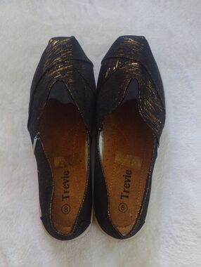 Women's Black Flats with Gold Accent